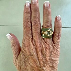 Lia Sophia Gold and Grey Statement Ring